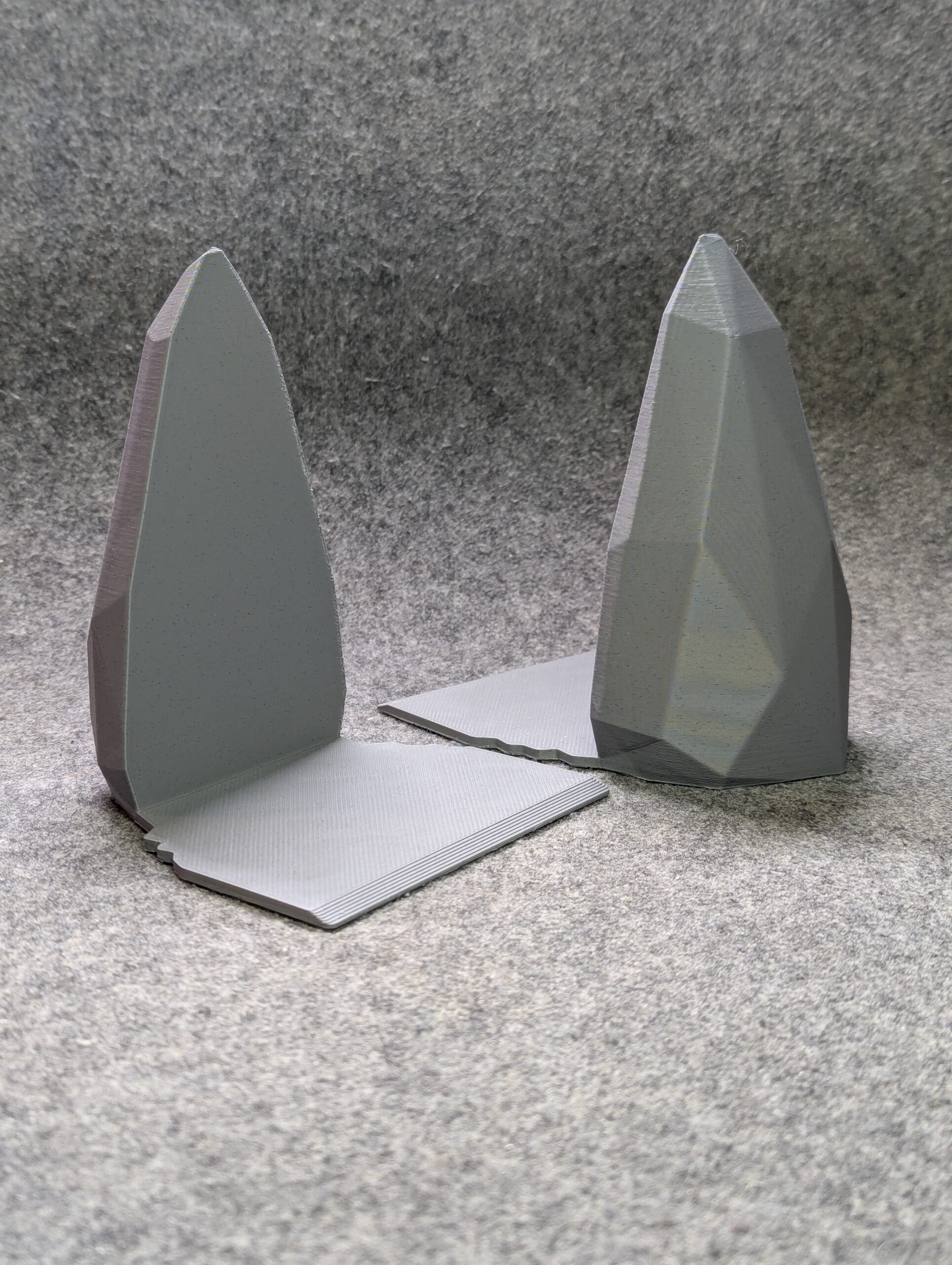 Serre-livre Menhir